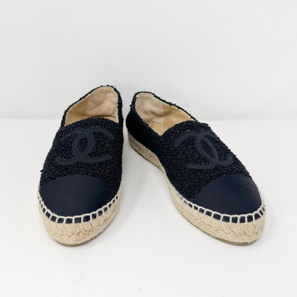 Chanel Black Tweed Espadrille - Picture 3 of 10